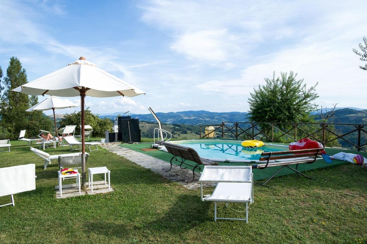 ピエトラルンガ Agriturismo Borgo San Benedettoヴィラ エクステリア 写真