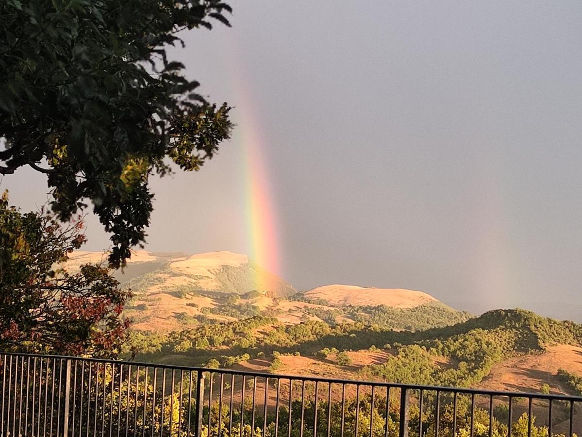 ピエトラルンガ Agriturismo Borgo San Benedettoヴィラ エクステリア 写真