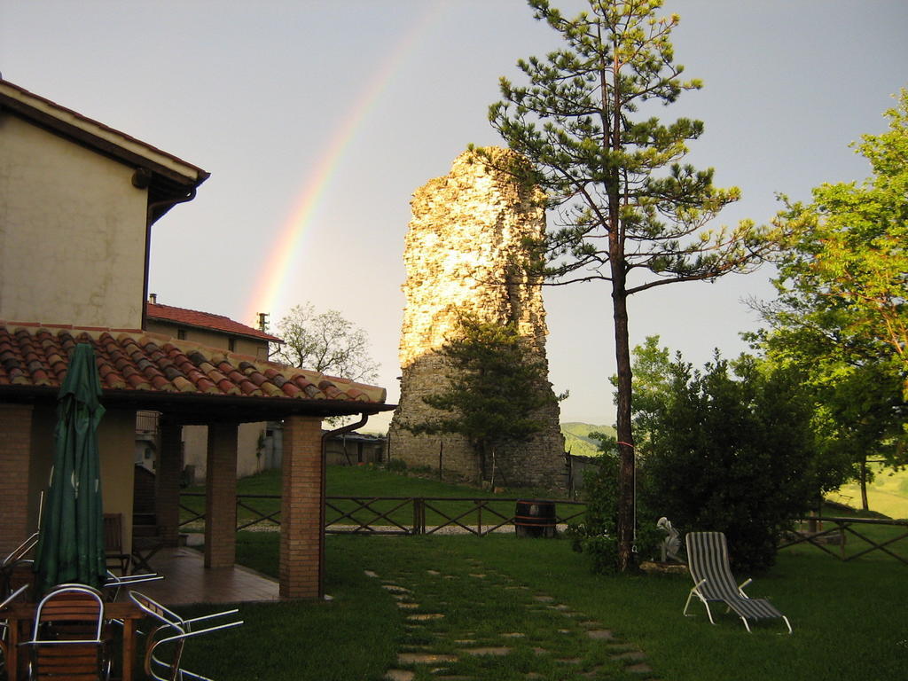 ピエトラルンガ Agriturismo Borgo San Benedettoヴィラ エクステリア 写真