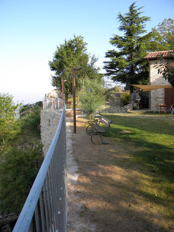 ピエトラルンガ Agriturismo Borgo San Benedettoヴィラ エクステリア 写真