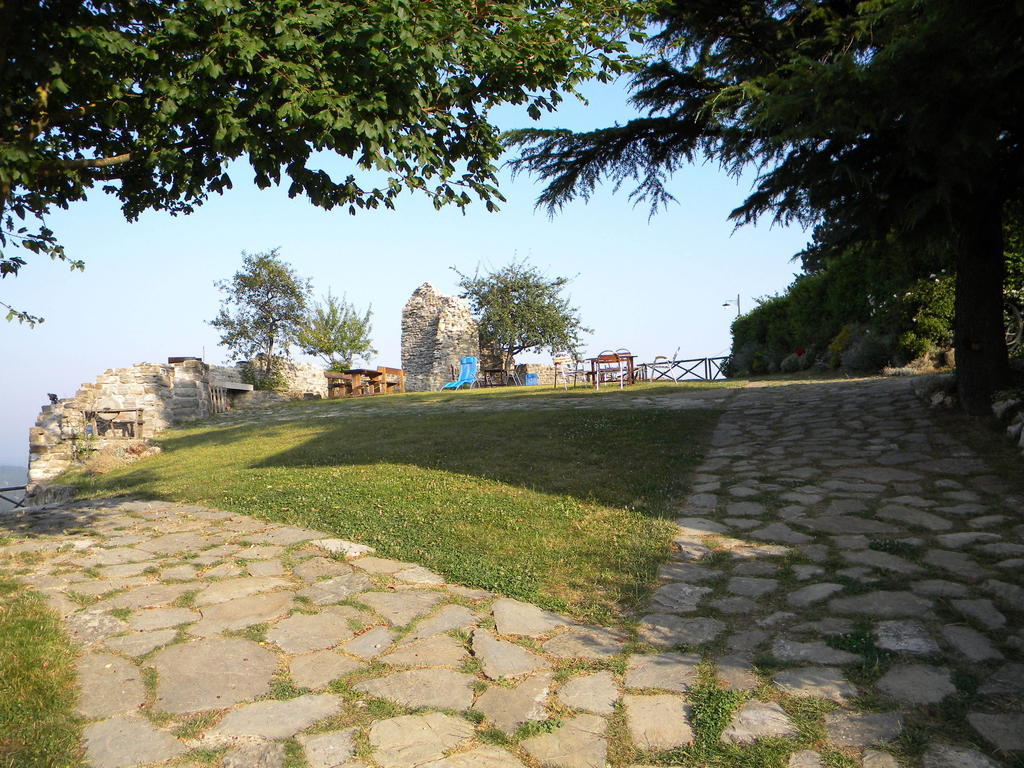 ピエトラルンガ Agriturismo Borgo San Benedettoヴィラ エクステリア 写真