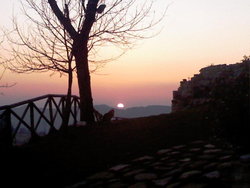 ピエトラルンガ Agriturismo Borgo San Benedettoヴィラ エクステリア 写真