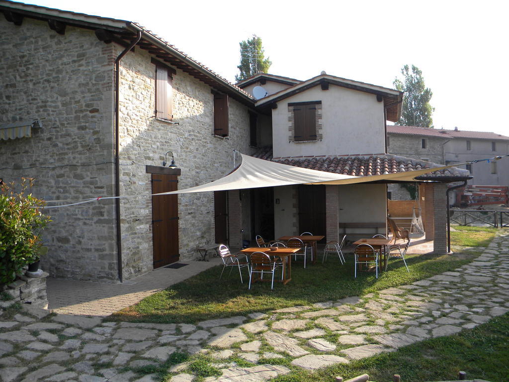 ピエトラルンガ Agriturismo Borgo San Benedettoヴィラ エクステリア 写真